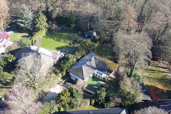 TERRENO EDIFICABILE RESIDENZIALE PER CONDOMINIO IN TRANQUILLA ZONA DI VILLE AI MARGINI DEL BOSCO A RAHLSTEDT – CIRCA 590 M² DI SUPERFICIE ABITABILE PREVISTA