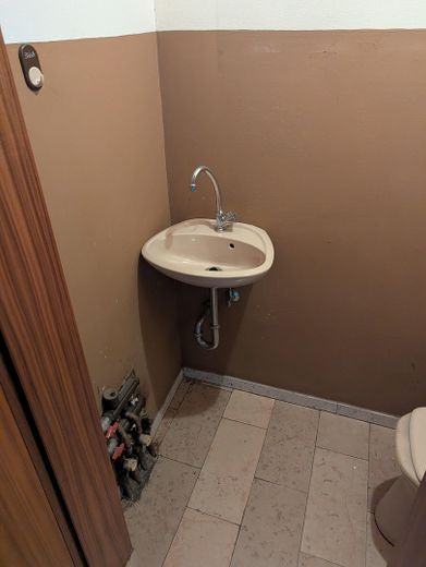 Gäste WC OG