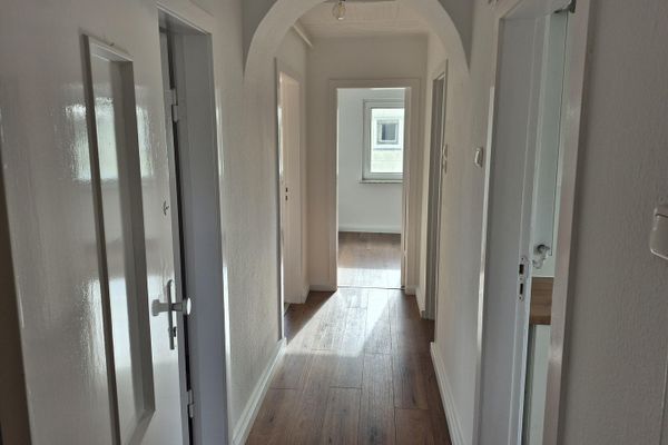 Appartamento mansardato di 2,5 locali - appena modernizzato - 5 min. in bicicletta dalla stazione di Glückstadt