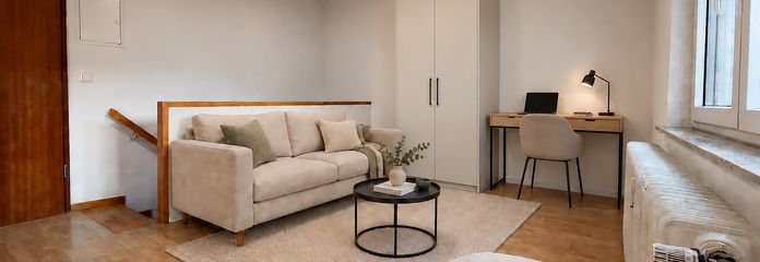 ¡WOW! Luminoso apartamento de 1,5 habitaciones renovado, con cocina nueva para sentirse a gusto – Helles Wohn-/Schlafzimmer