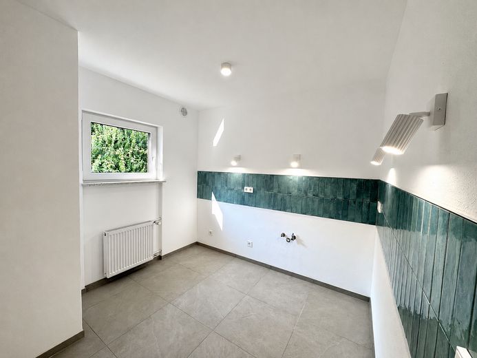 Moderne 3-Zimmer-Wohnung am Bodensee – mit Balkon & Gartenzugang – Küche