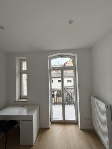 HARİKA WG ODASI - yeni tadilatlı ve balkonlu! – Zimmer mit Balkon