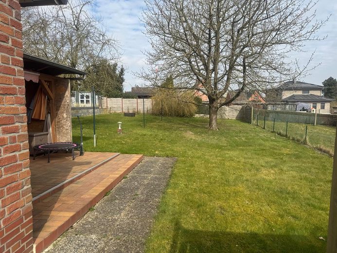 Charmante maison individuelle à Reinfeld – grand terrain, très bien isolée et immédiatement habitable ! – Foto 6