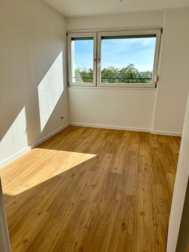 4-Zimmer ETW saniert,  92,5 qm, mit Pool – Foto 4