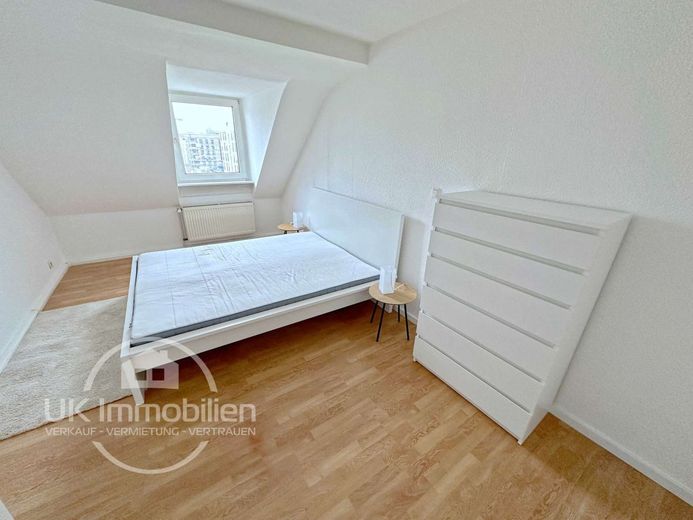 Voll- oder Teilmöbliert, Furnished, passend für 3er WG! Passender Grundriss! – Zimmer 4.2