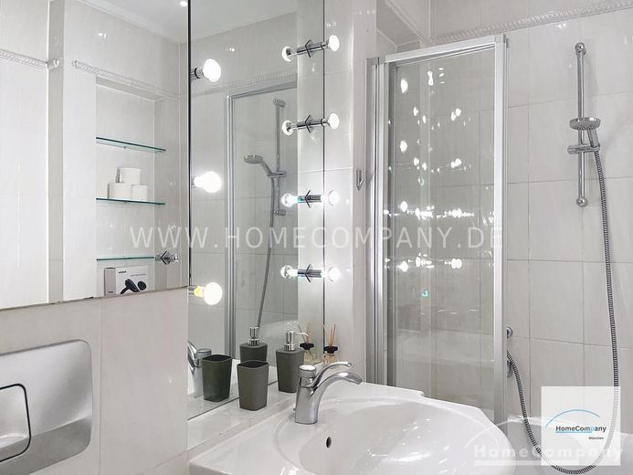 Logement meublé exclusif à Schwabing – directement au jardin anglais – c02bbda5dd2b56aa0723ba329dad1b887917f968.jpg