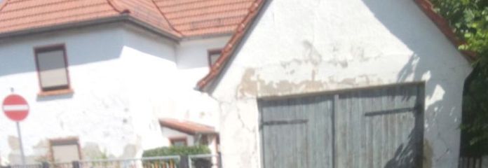 !! Atrakcyjny częściowo wyremontowany dom jednorodzinny, wraz z garażem do wynajęcia/wynajmu z opcją zakupu, w pobliżu jeziora Haselbacher See, tylko 25 min od Lipska !!