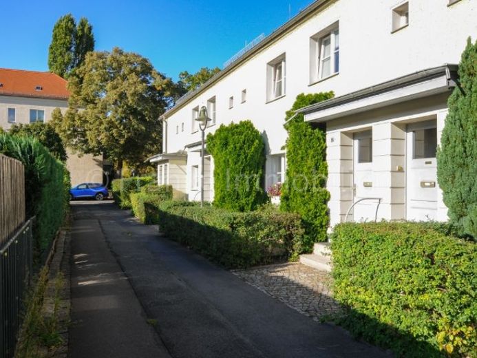 Trachau - denkmalgeschütztes Reihenmittelhaus zum Ausbau – Foto 1