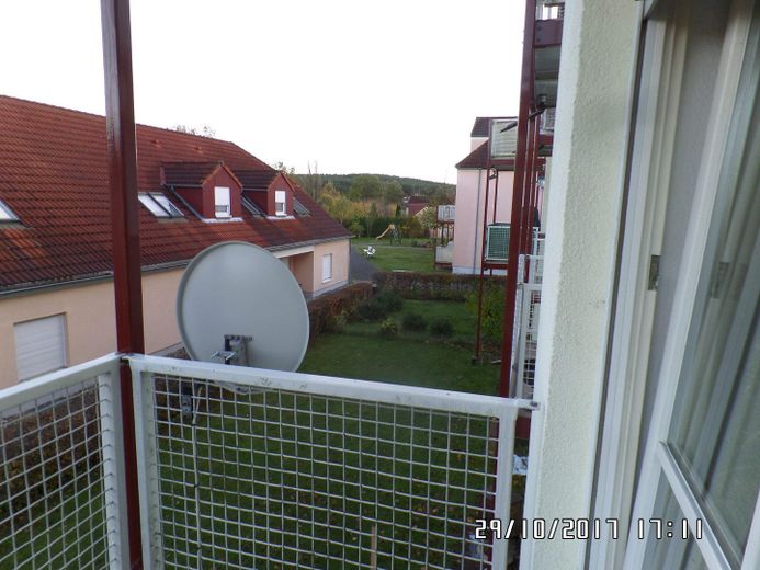 Helle Moderne 1-Zimmer Wohnung mit Einbauküche und Balkon in Motzen – Foto 28