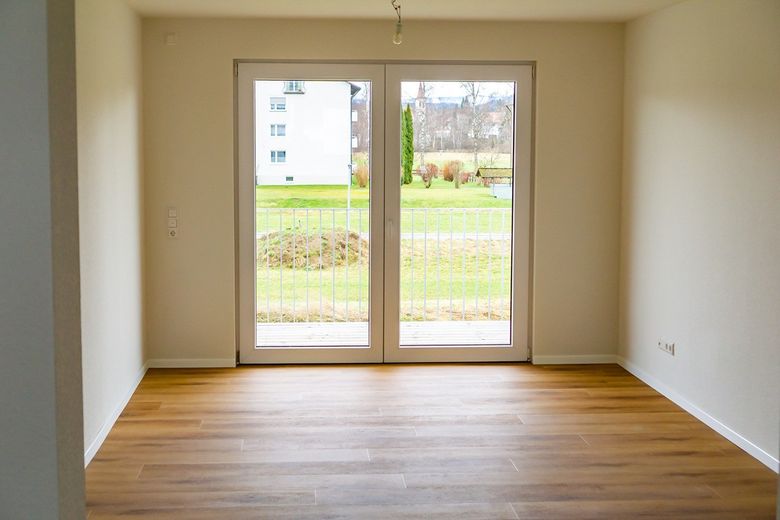Schöne 2-Zimmer-Wohnung mit Balkon & Naturblick in neuer Wohnanlage – Foto 3