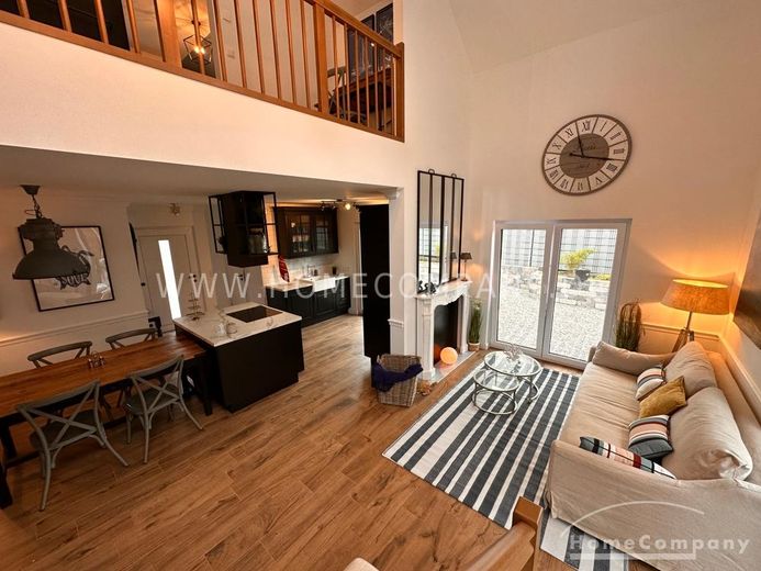 NEUBAU
 Helle und luftdurchflutete  Maisonette Wohnung mit Terrasse – 8ebecdc0e3d9692d08a9132d81b73dd426dc73a1.jpg