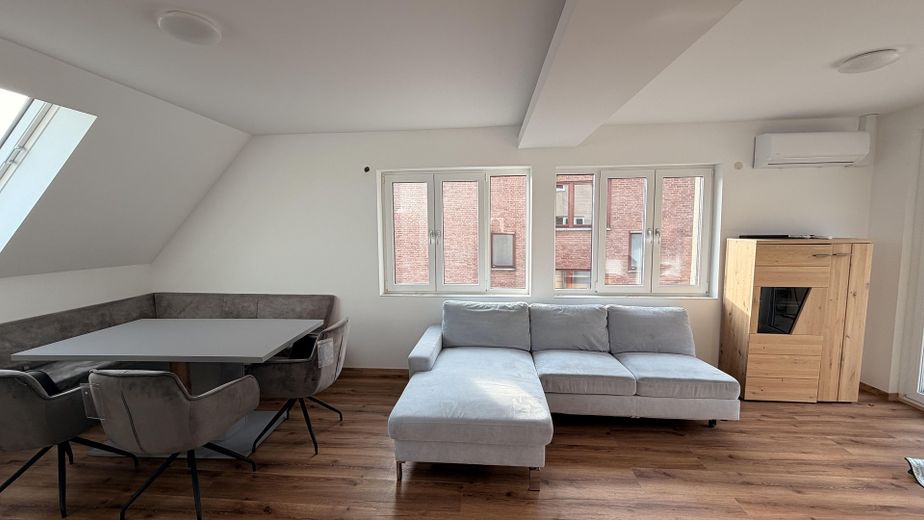 Wohnung im idyllischen Grün in einer Top-Lage. Erstbezug!! – Wohnzimmer