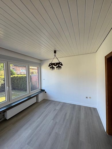 Schöne DHH in Schmachtendorf - Erstbezug nach Sanierung - Garten + Garage + Stellplatz – Esszimmer