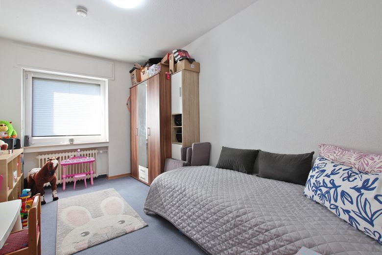 Attraktive 3-Zimmer Wohnung mit eigenem Garten – Foto 4