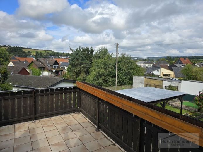 Schöne 4-Zimmer-Maisonette-Wohnung in Taunusstein-Wehen. – Foto 1