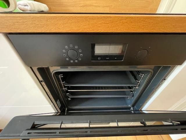 Tharandt près de Dresde - ancien bureau de poste impérial à rénover entièrement - appartement de 6 pièces à l'étage, 2 salles de bains, 2e étage – Herd