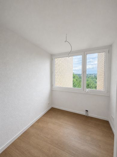 Provisonsfreie Eigentumswohnung im 7. OG – Bonn-Hardtberg | 49,5 m² | Vollrenoviert – Schlafzimmer