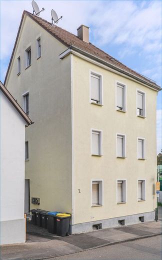 Kapitalanlage mit hoher Rendite-Privatverkauf – Seitenansicht