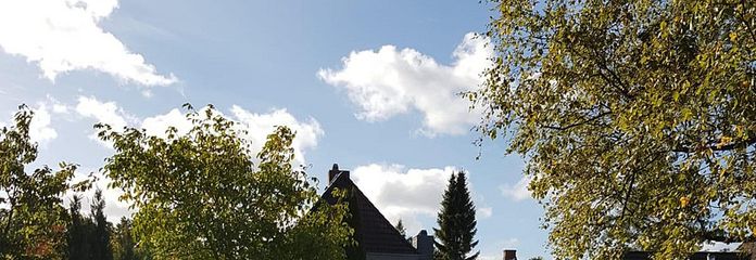 Modernisiertes Doppelhaus, 992 m² Garten, Energieklasse B – ruhig & familienfreundlich – Garten