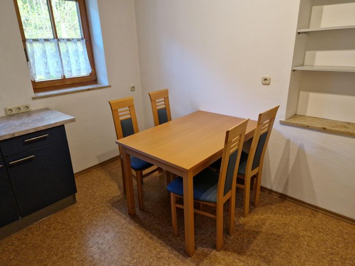2-Zimmer Wohnung für Wochenendheimfahrer in Schrobenhausen – Sitzgruppe