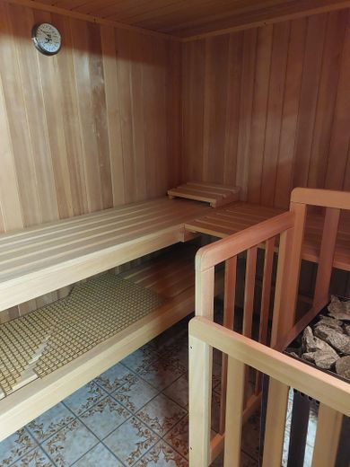 Doppelhaushälfte in guter Lage von Unna-Massen – Sauna