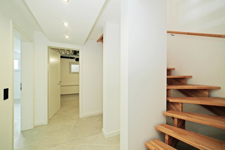 Exclusive newly built semi-detached house with a 602 m² plot, studio and state-of-the-art building technology – Photo 41