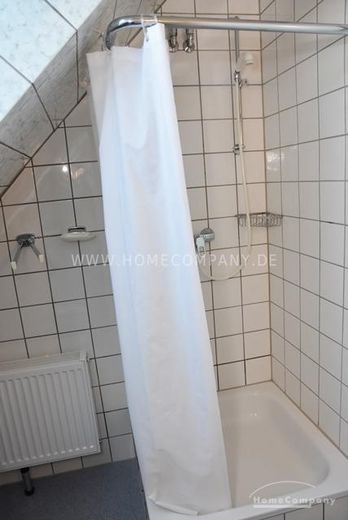d29c596a5fc942cc52c5d3b59966ba88d66a81ac.jpg