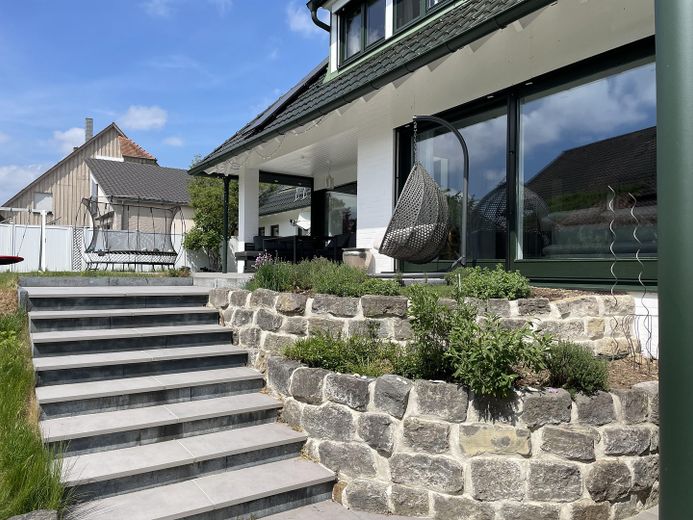 Elegantes Haus mit zwei Einliegerwohnungen, provisionsfrei – Foto 9