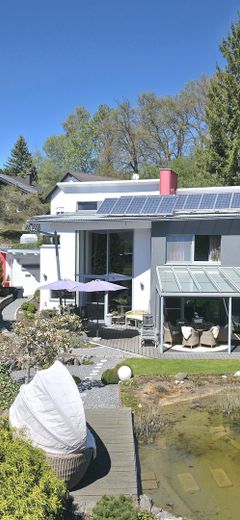 Hochwertiges Architektenhaus mit Wintergarten, Teich und 1.541 m² Grundstück in Albstadt-Tailfingen – Haus mit Wintergarten