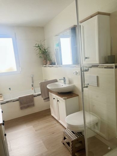 Moderna casa a schiera a risparmio energetico a Gießen – Foto 9