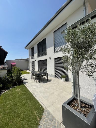 Modernes Traumhaus mit Pool - großzügiges Wohnen in Steinfeld – Terrasse