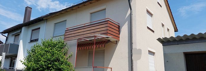 Naturnahe DHH Stadtrand. Höhenlage, Alb-Sicht, eigener Garten, PV-Anlage