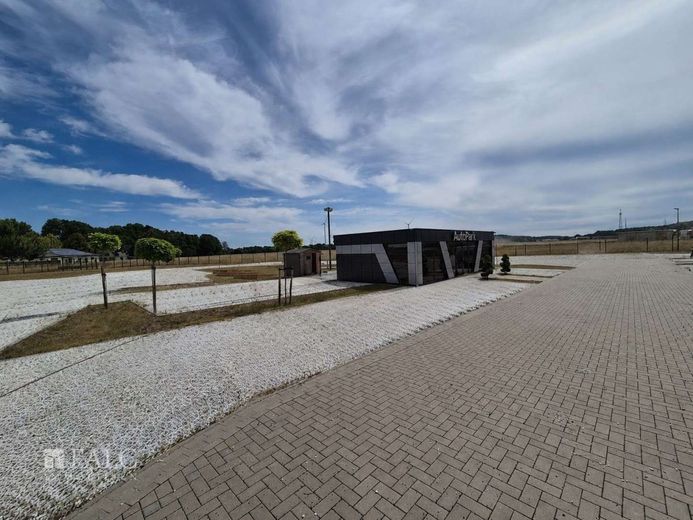 Affitto: terreno commerciale in posizione top - 3.001 m² con eccellente collegamento ai trasporti - FALC Immobilien – Außenansicht