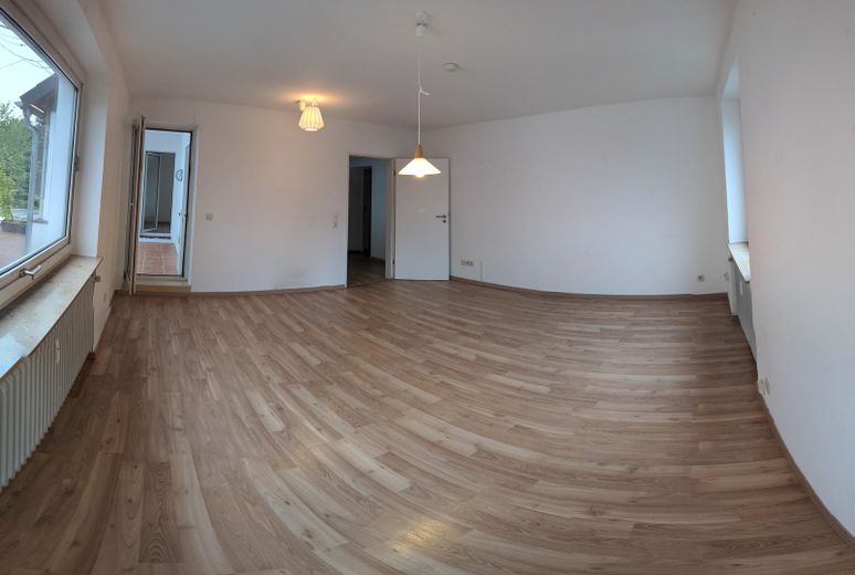 Top zentrale 2,5 ZImmer-Wohnung mit Dachterrasse und Wintergarten im Dobbenviertel – Wohnzimmer