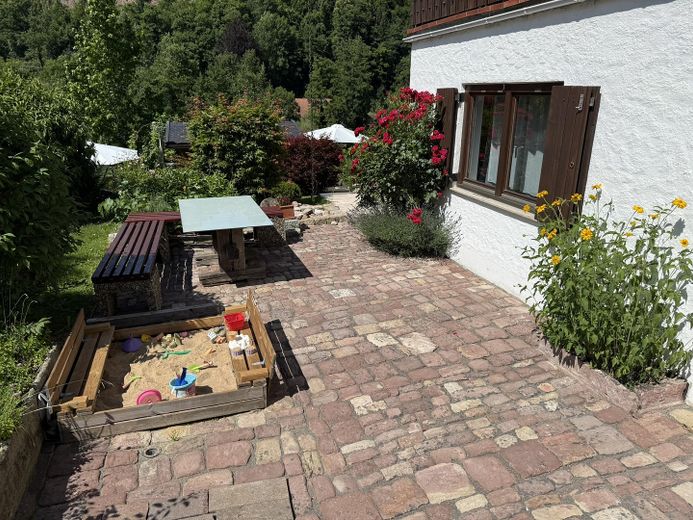 Maison individuelle avec appartement indépendant et vue dégagée *sans commission* – Terrasse UG