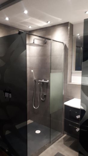 ओबेरओटरबाक में किराये का आवासीय भूखंड – Dusche 