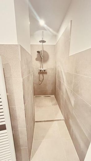 sanierte 3-Zimmerwohnung mit 2 Balkonen Nähe Wasserturm – Bad