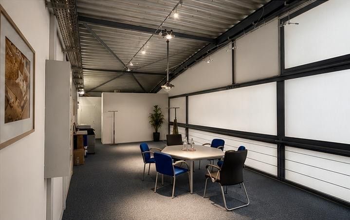Exclusive Büroetage mit Loftcharakter, 306 m² in Brühl Ost. – Galerie