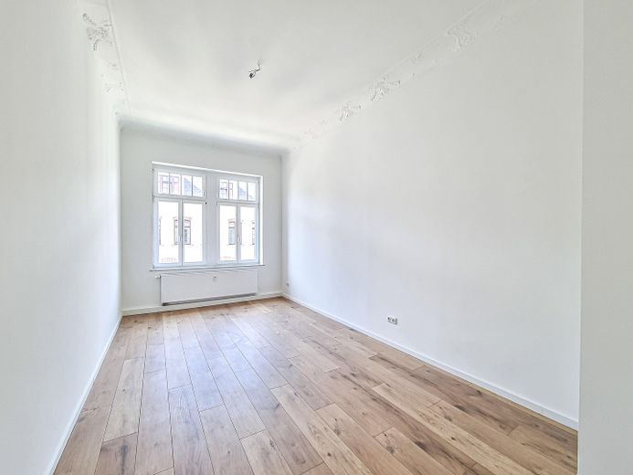 أكثر من أربعة جدران: منزلكم الجديد - متاح الآن وجاهز للسكن – Zimmer 3