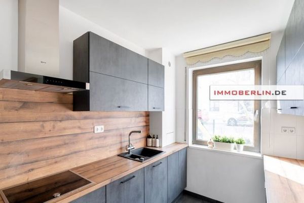 IMMOBERLIN.DE - Komfortable Wohnung mit ruhiger Südwestloggia nahe WISTA & Flughafen BER