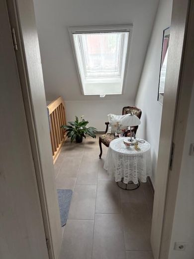 3,5 Zimmer DG- ETW im neuw. 2-FH, 91220 Schnaittach  EB 11/23 incl. Gartenanteil/Garage uvm. – Eingang, ETW2 DG
