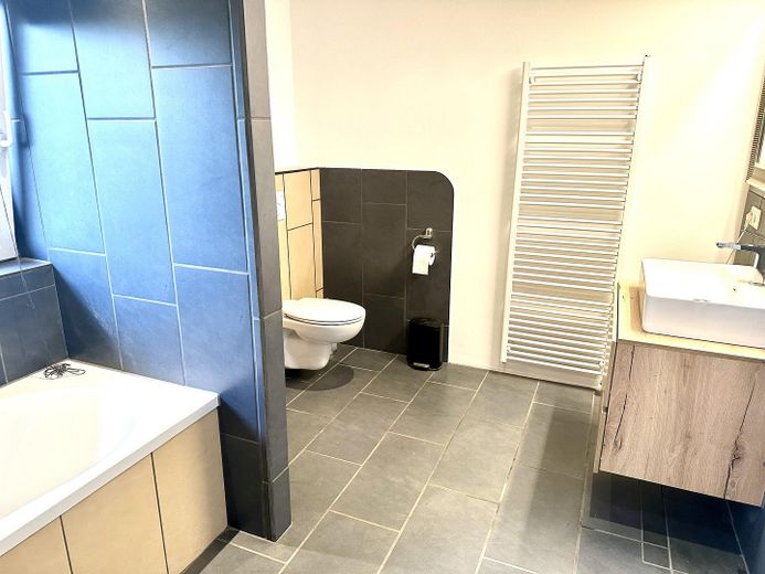 Leben zwischen Land und Meer – Stilvoll modernisierter Resthof – Vollbad OG