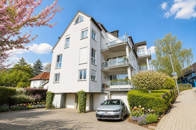 Elegante 3 - 4 Zi Maisonette mit Galerie mitten in Königstein – Außenbereich p.2