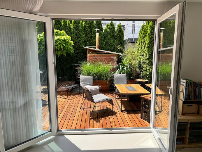 Blick auf die Terrasse
