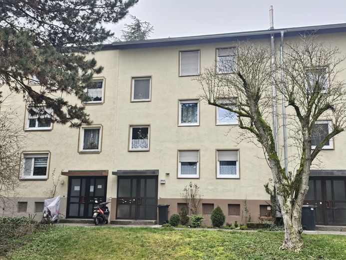 Kompakte 48 qm in kleiner Hausgemeinschaft im Landauer Stadtviertel Horst zu verkaufen! – 5193 - Ansicht Osten Hauseingang