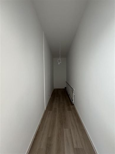 Stilvolle Altbauwohnung - kernsaniert mit modernem Wohnkomfort – Abstellraum