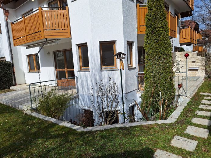 Gartenansicht mit Terrassen