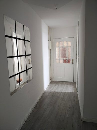 Gräumige 4-Zi Altbau WHG mit Balkon – Foto 6
