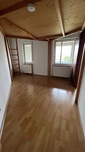 Karlsruhe-Waldstadt - mooi, licht 2,5-kamerappartement, zeer goede en centrale ligging – Schlafzimmer 