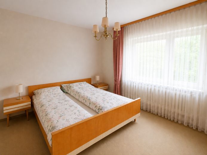 *Großzügiges REH in ruhiger und gefragter Lage von Dietzenbach* – OG Schlafzimmer